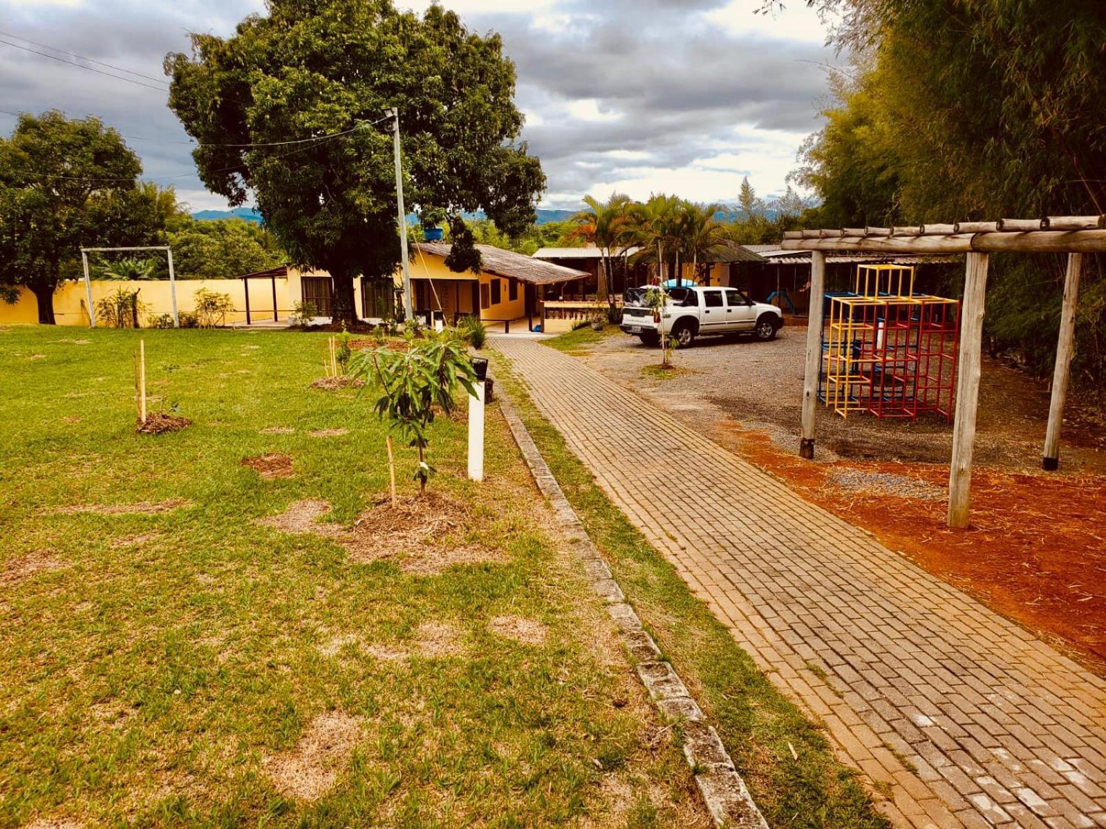 Chacara Charmosa Com Piscina, Campo De Futebol Villa Guaratinguetá Exterior foto